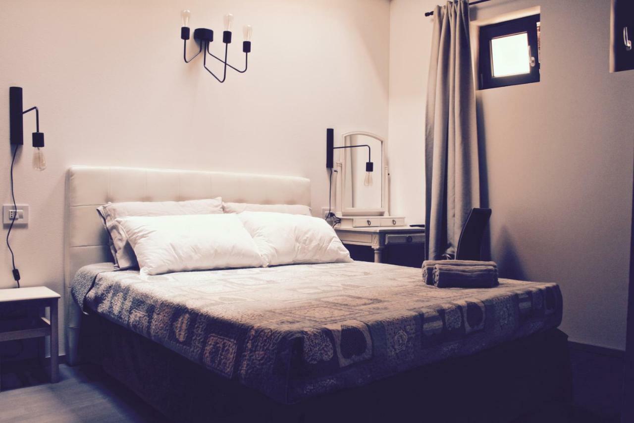 Bed & Breakfast Rossosalvia *